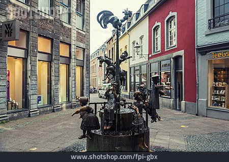 
                Aachen, Puppenbrunnen                   