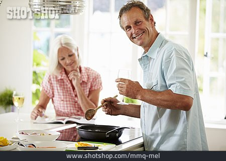 
                Couple, Cooking, House Husband, Married                   