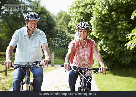 
                Couple, Leisure, Cyclists                   
