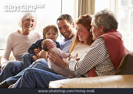 
                Pflege & Fürsorge, Generationen, Großfamilie                   
