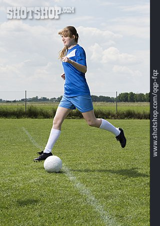 
                Fußball, Fußballspielerin, Frauenfußball                   