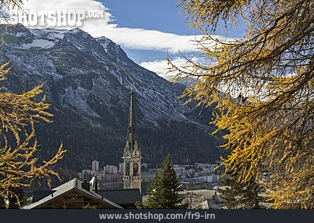 
                Glockenturm, St. Moritz                   