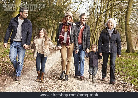 
                Spaziergang, Familienausflug                   