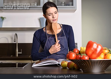 
                Frau, Vorbereitung, Hausfrau, Kochbuch                   