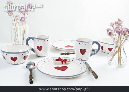 
                Mothers Day, Valentine's Day, Dishware                   