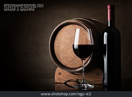 
                Wein, Rotwein, Weinfass                   