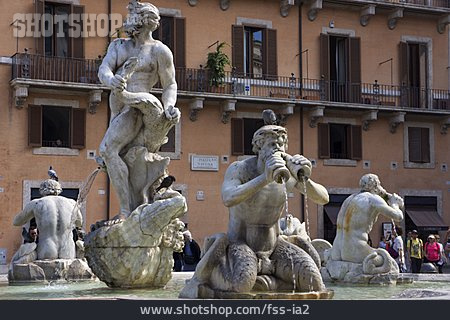 
                Brunnenfigur, Fontana Del Moro                   