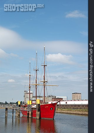 
                Segelschiff, Windjammer, Bremen, Dreimaster                   