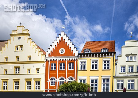 
                Marktplatz, Wohnhäuser, Greifswald                   