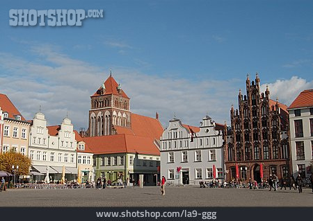 
                Marktplatz, Greifswald                   