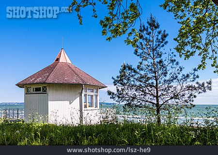 
                Binz, Ostseeküste, Pavillon                   
