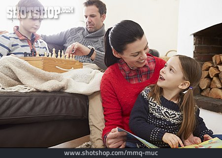 
                Häusliches Leben, Familie, Familienleben                   