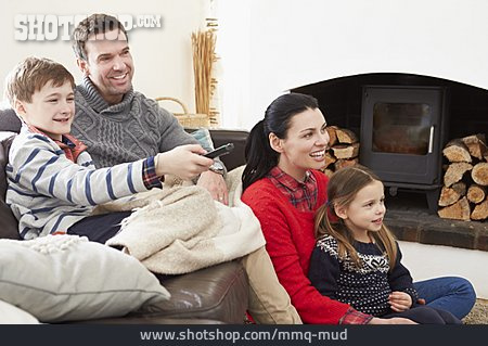 
                Häusliches Leben, Fernsehen, Familie, Tv & Video, Familienleben                   