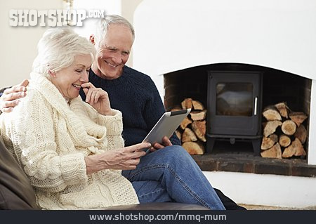 
                Domestic Life, Leisure & Entertainment, Older Couple                   