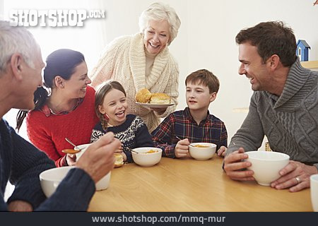 
                Essen & Trinken, Familie, Generationen, Familienleben                   