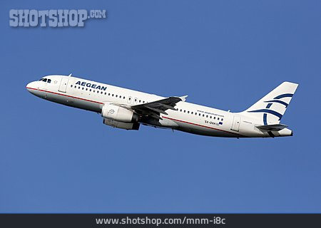 
                Flugzeug, Airbus A320, Aegean Airlines                   