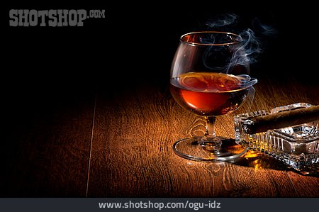
                Alkohol, Drink, Rauchen, Cognac                   