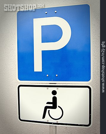 
                Hinweisschild, Behindertenparkplatz                   