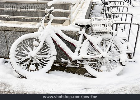 
                Winter, Bicycle                   