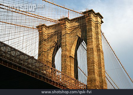 
                Brooklyn Bridge, New York City                   