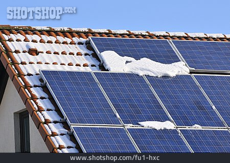 
                Schnee, Photovoltaikanlage                   
