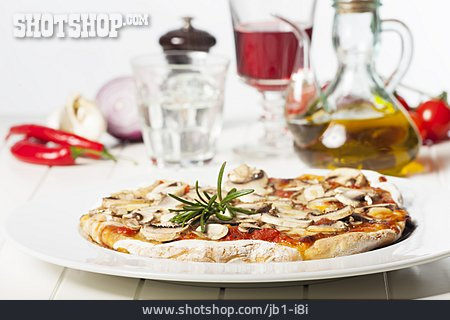 
                Pizza, Pizza Funghi, Steinofenpizza                   