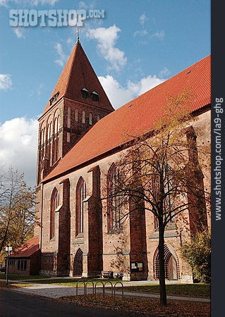 
                Greifswald, Backsteingotik, St. Jacobi                   
