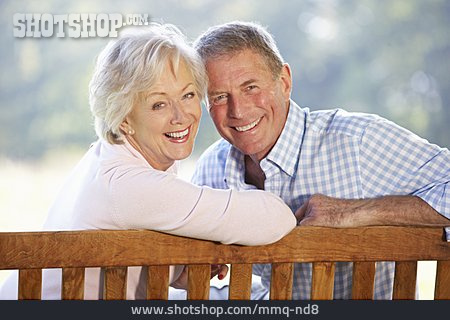 
                Verliebt, Seniorenpaar                   