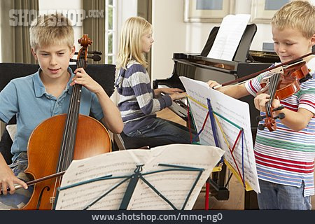 
                Musizieren, Musikunterricht, Musikschule                   