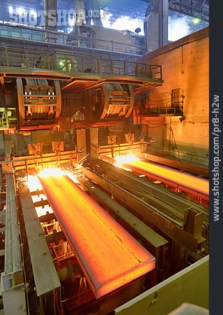 
                Stahl, Produktion, Stahlwerk, Metallindustrie                   