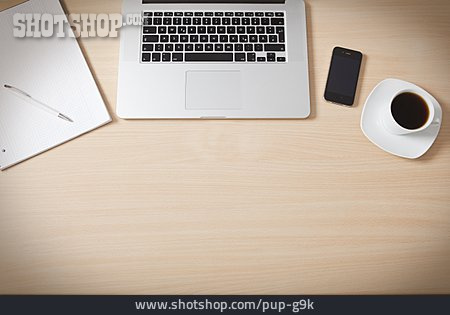 
                Notebook, Schreibtisch, Arbeitsplatz                   