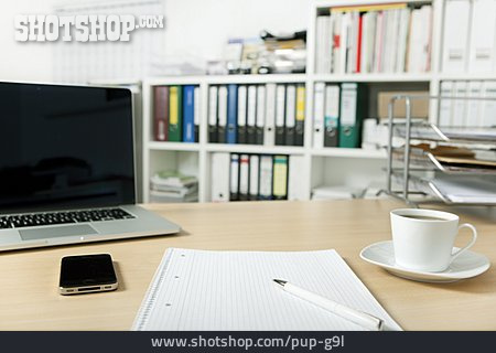 
                Büro & Office, Schreibtisch, Arbeitsplatz                   