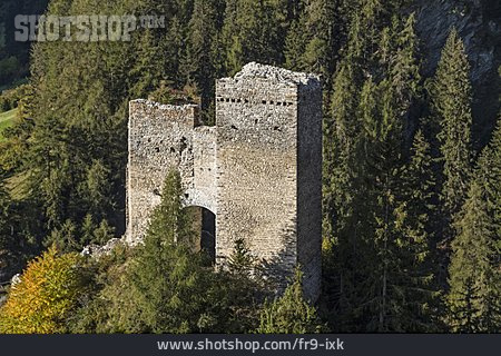 
                Burg, Burgruine Tschanüff                   