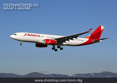 
                Flugzeug, Flugreise, Airbus A330                   