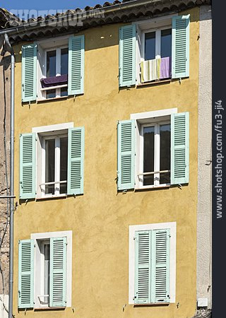 
                Fensterladen, Mediterran, Südfrankreich, Hausfassade                   