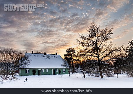 
                Wohnhaus, Winter, Wiek                   