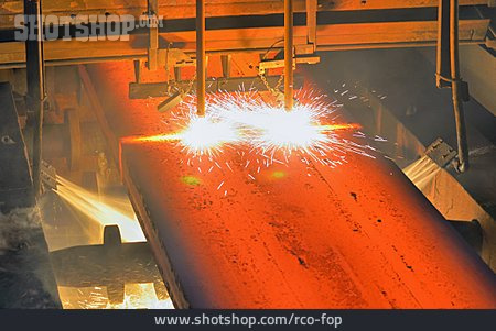 
                Stahl, Stahlwerk, Eisenwerk, Metallindustrie                   
