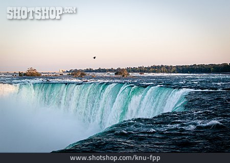 
                Wasserfall, Niagarafälle                   