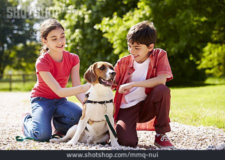 
                Kind, Haustier, Hund, Geschwister                   