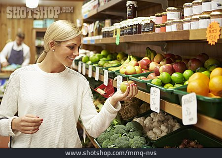 
                Apfel, Supermarkt, Kundin, Gemüseabteilung                   