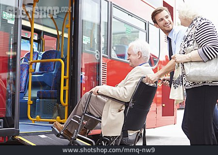
                Mobilität, öffentliche Verkehrsmittel, Gehbehindert                   