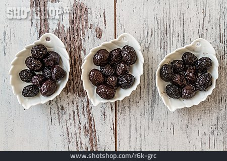 
                Vorspeise, Mediterrane Küche, Schwarze Olive                   