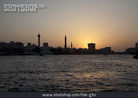 
                Silhouette, Vereinigte Arabische Emirate, Dubai                   