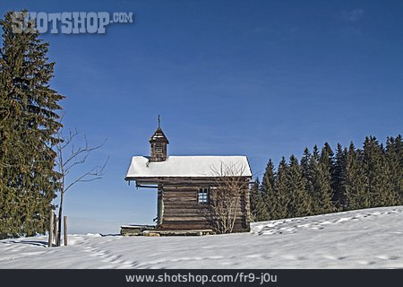 
                Bayern, Holzhütte, Almkapelle                   
