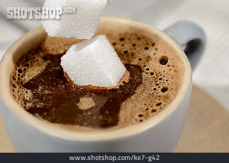 
                Kaffee, Zuckerwürfel                   