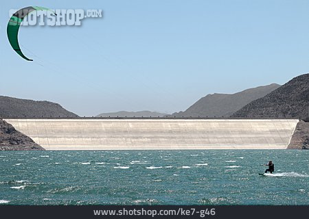 
                Stausee, Kitesurfer, Puclaro Dam                   
