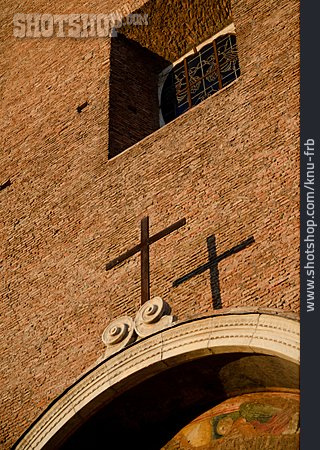 
                Kreuz, Rom, Santa Maria In Aracoeli                   