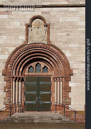 
                Eingang, Kirchentür, Kirchenportal                   
