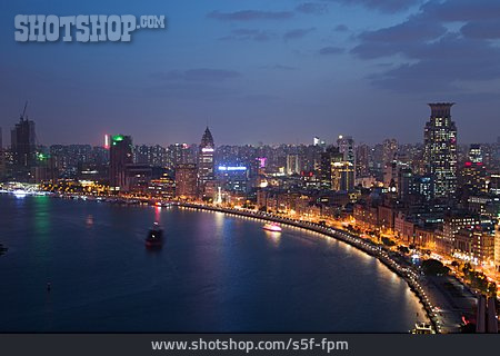 
                Skyline, Shanghai                   