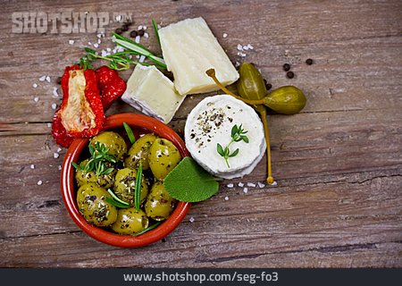 
                Tapas, Mediterrane Küche                   